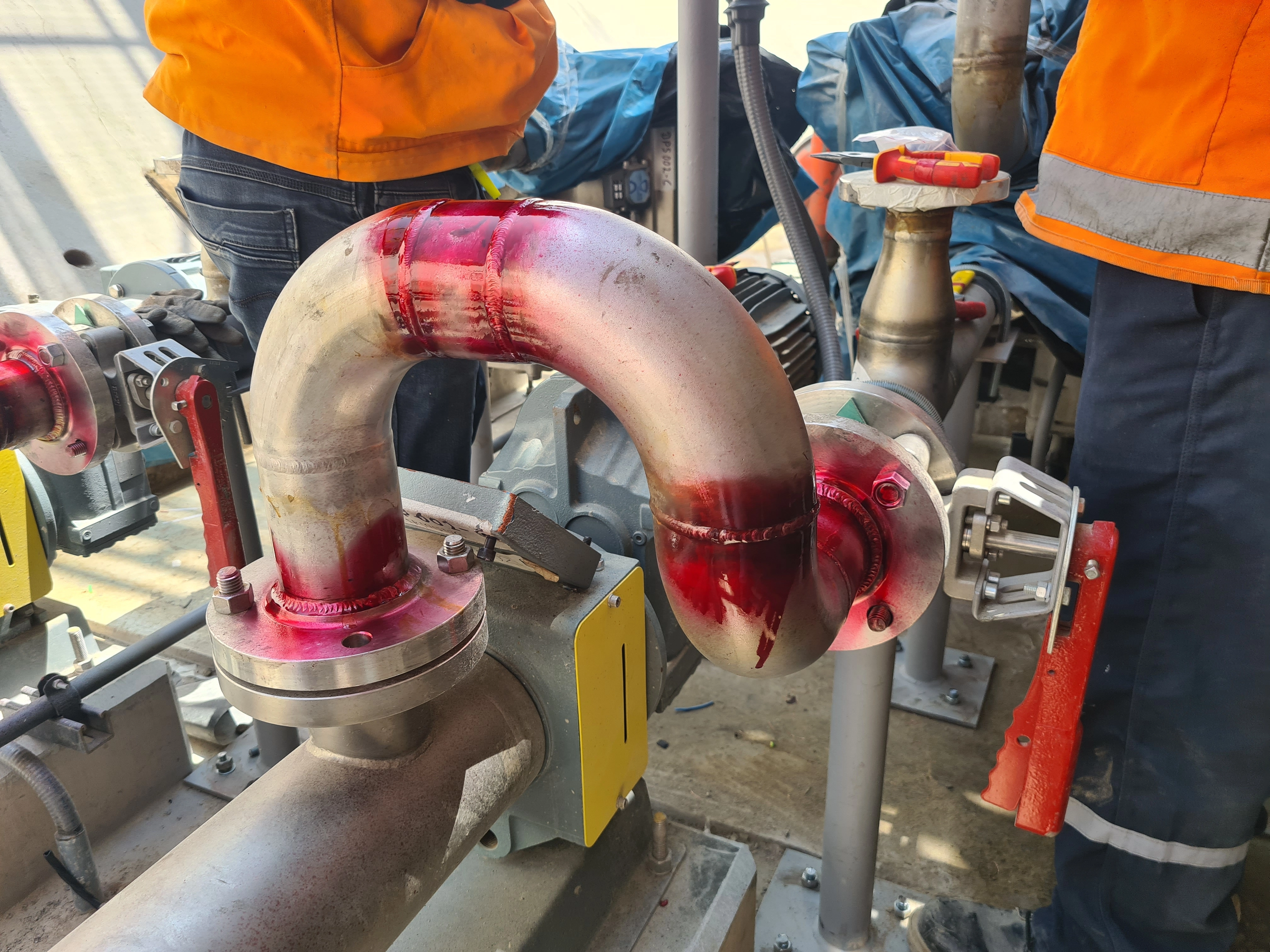 INSTALACIÓN DE CHILLER HPGR CONCENTRADORA - Imagen 2