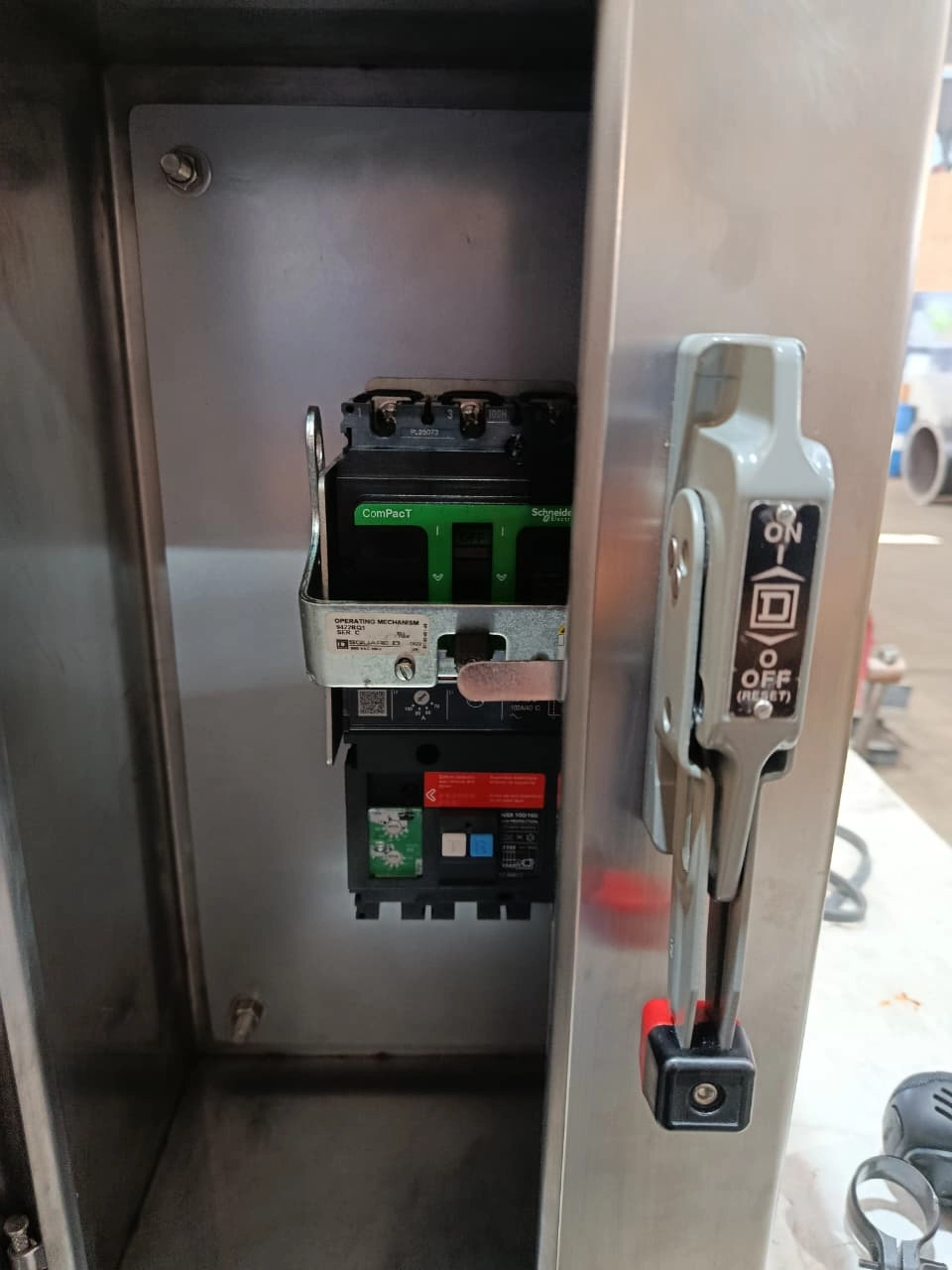 REEMPLAZO E INSTALACIÓN DE COLECTORES DE POLVO 05, 06 Y 07 CHANCADO SECUNDARIO - TOQUEPALA - Imagen 2