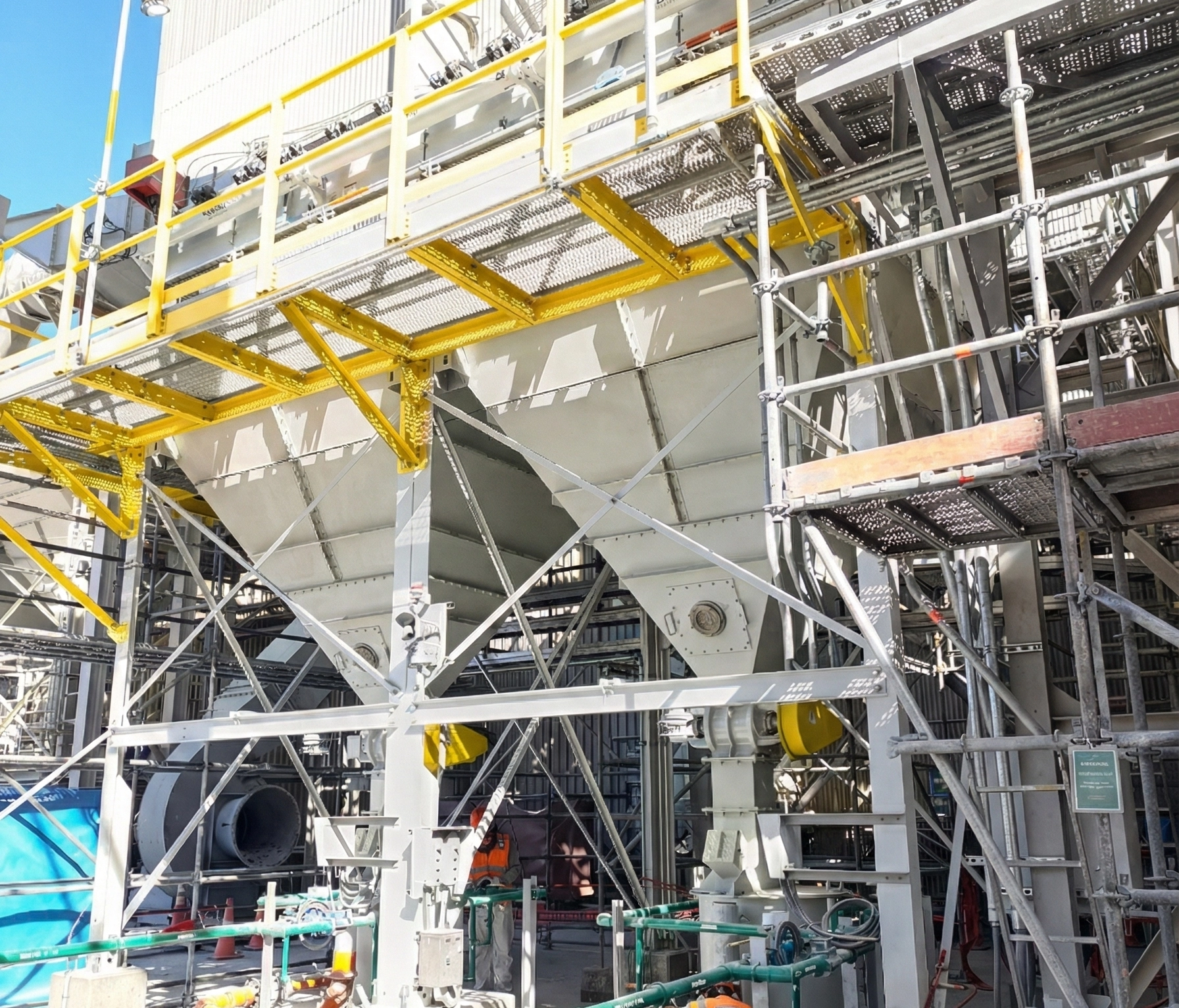 REEMPLAZO E INSTALACIÓN DE COLECTORES DE POLVO 05, 06 Y 07 CHANCADO SECUNDARIO - TOQUEPALA - Imagen 3