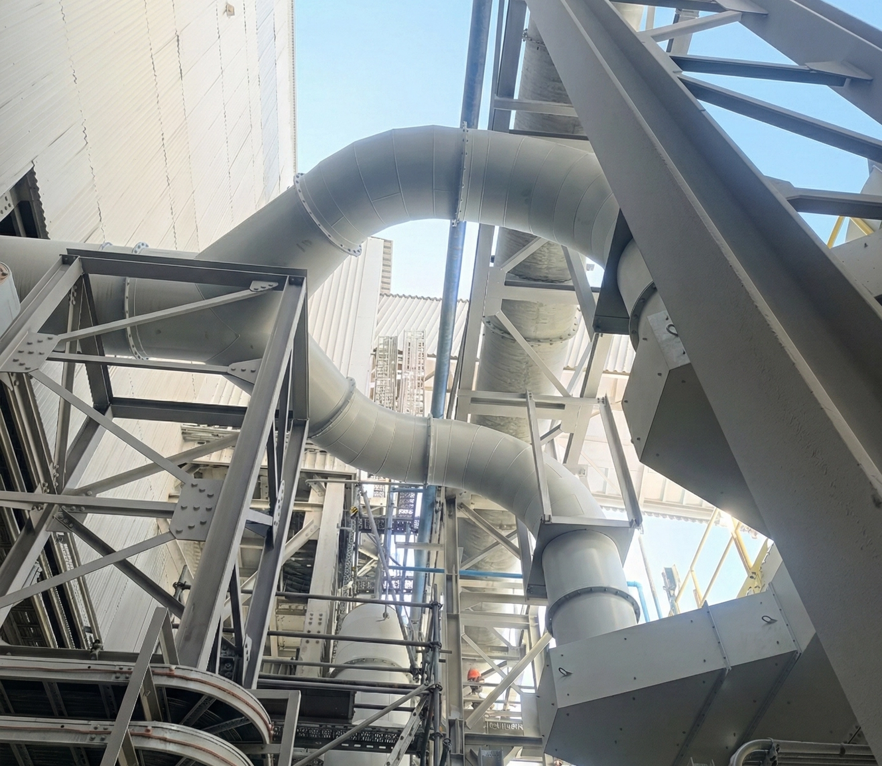 REEMPLAZO E INSTALACIÓN DE COLECTORES DE POLVO 05, 06 Y 07 CHANCADO SECUNDARIO - TOQUEPALA - Imagen 5