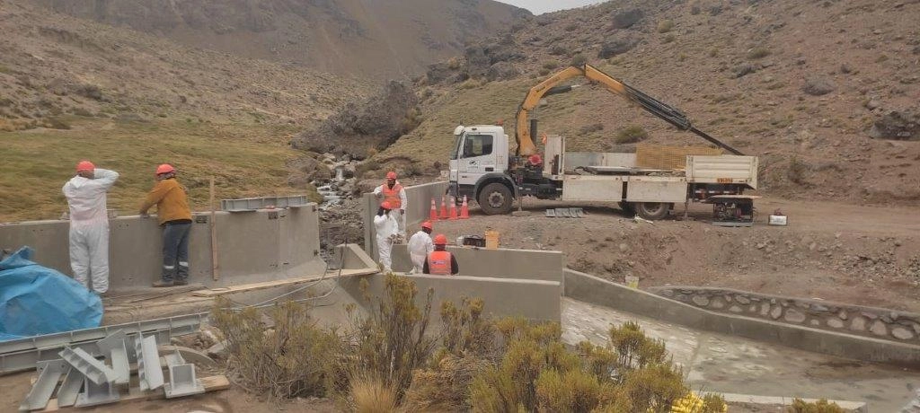 MANTENIMIENTO DE LA INFRAESTRUCTURA DEL VERTEDERO TACALAYA - Imagen 1