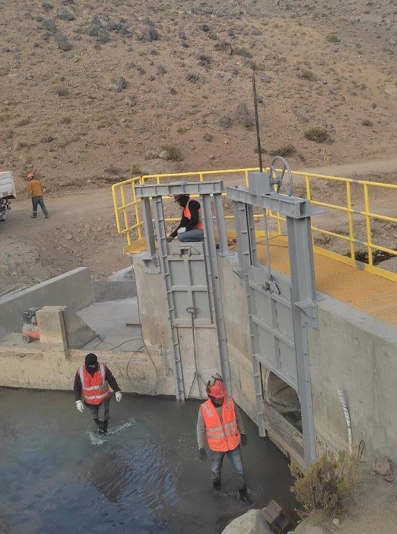 MANTENIMIENTO DE LA INFRAESTRUCTURA DEL VERTEDERO TACALAYA - Imagen 3