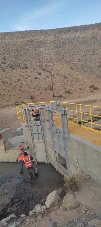 MANTENIMIENTO DE LA INFRAESTRUCTURA DEL VERTEDERO TACALAYA - Imagen 10